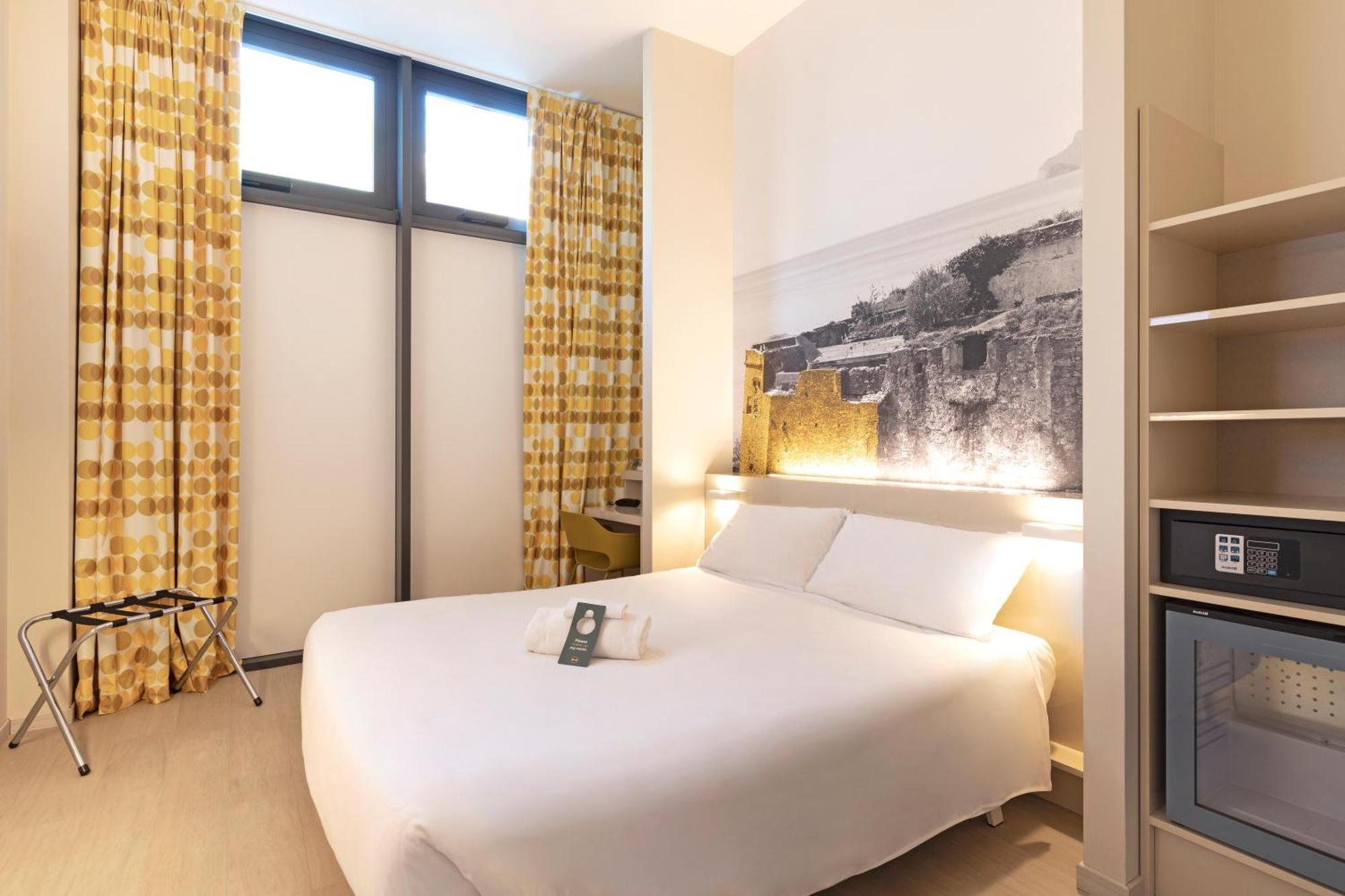 B&B Hotel Savona Esterno foto