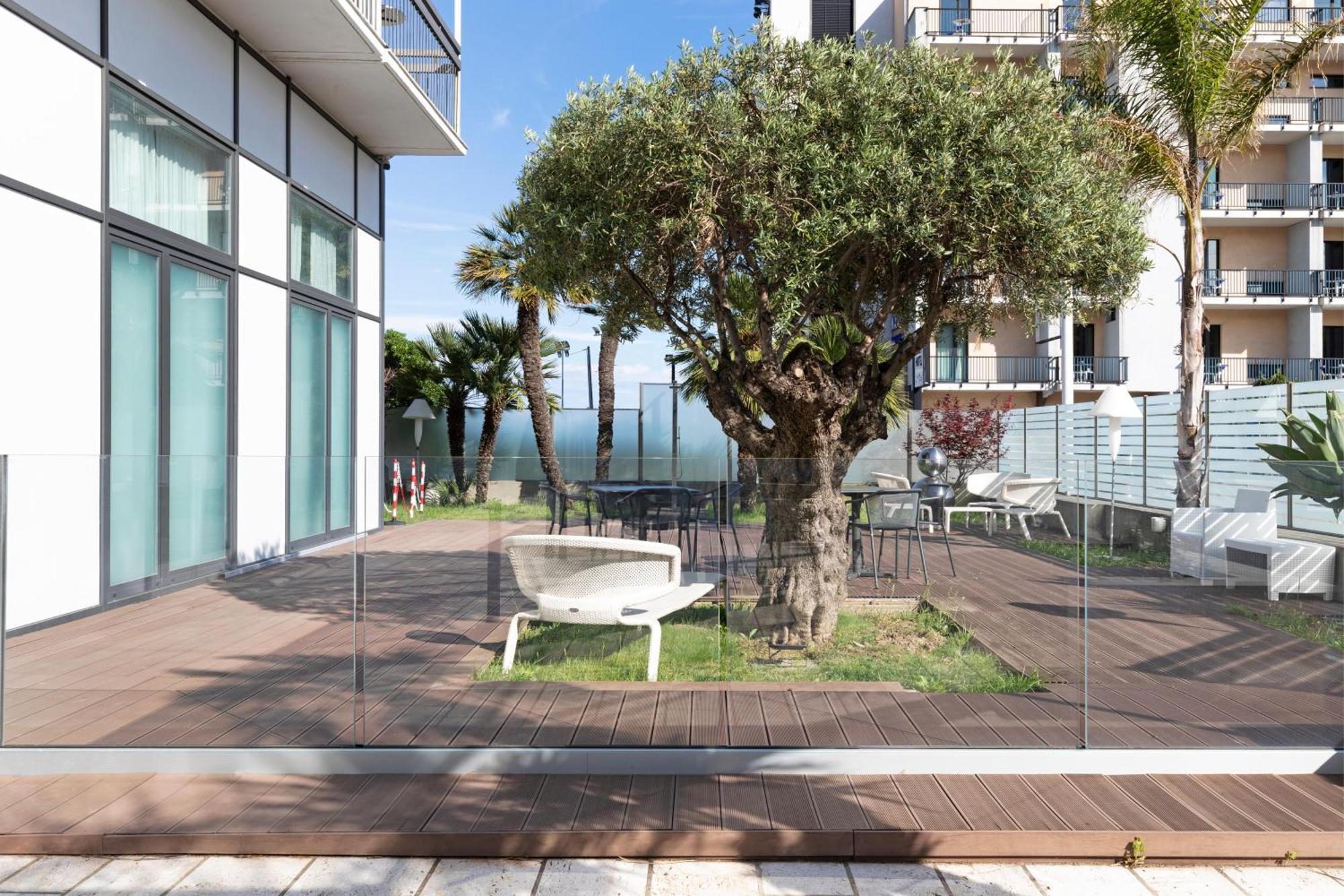 B&B Hotel Savona Esterno foto